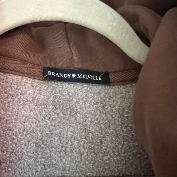 Brandy Melville brown zip up - Picture 2 of 3